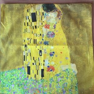 Gustav Klimt “The Kiss” Pillow Cover – 17.5” Square – Woven Polyester – NWOT